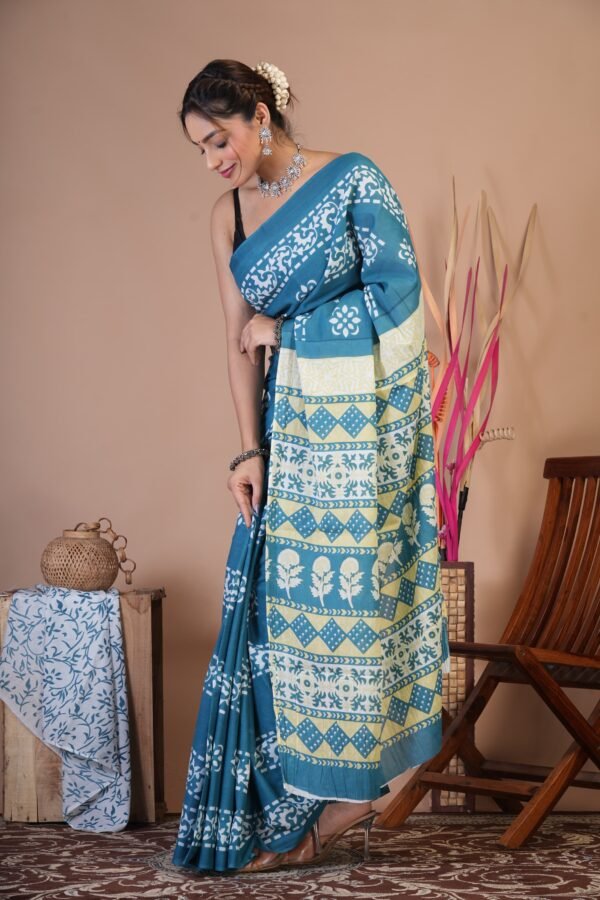 Printed Cotton Mul Mul  Saree - Image 5