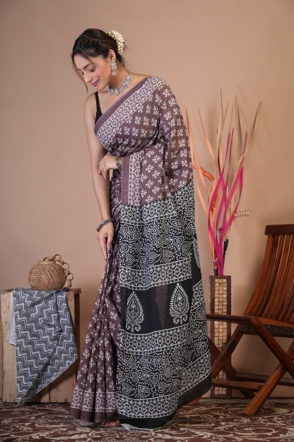 Bagru Hand Block Printed Mulmul Cotton Saree - Image 2