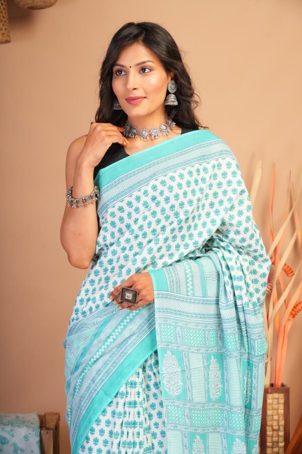 Printed Cotton Mul Mul Saree - Image 4